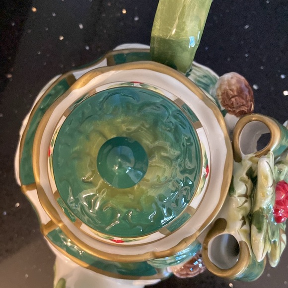 Tea SET Christmas Holly Berry Pine Cones: Teapot, Sugar, Lids, and Creamer - Picture 4 of 15